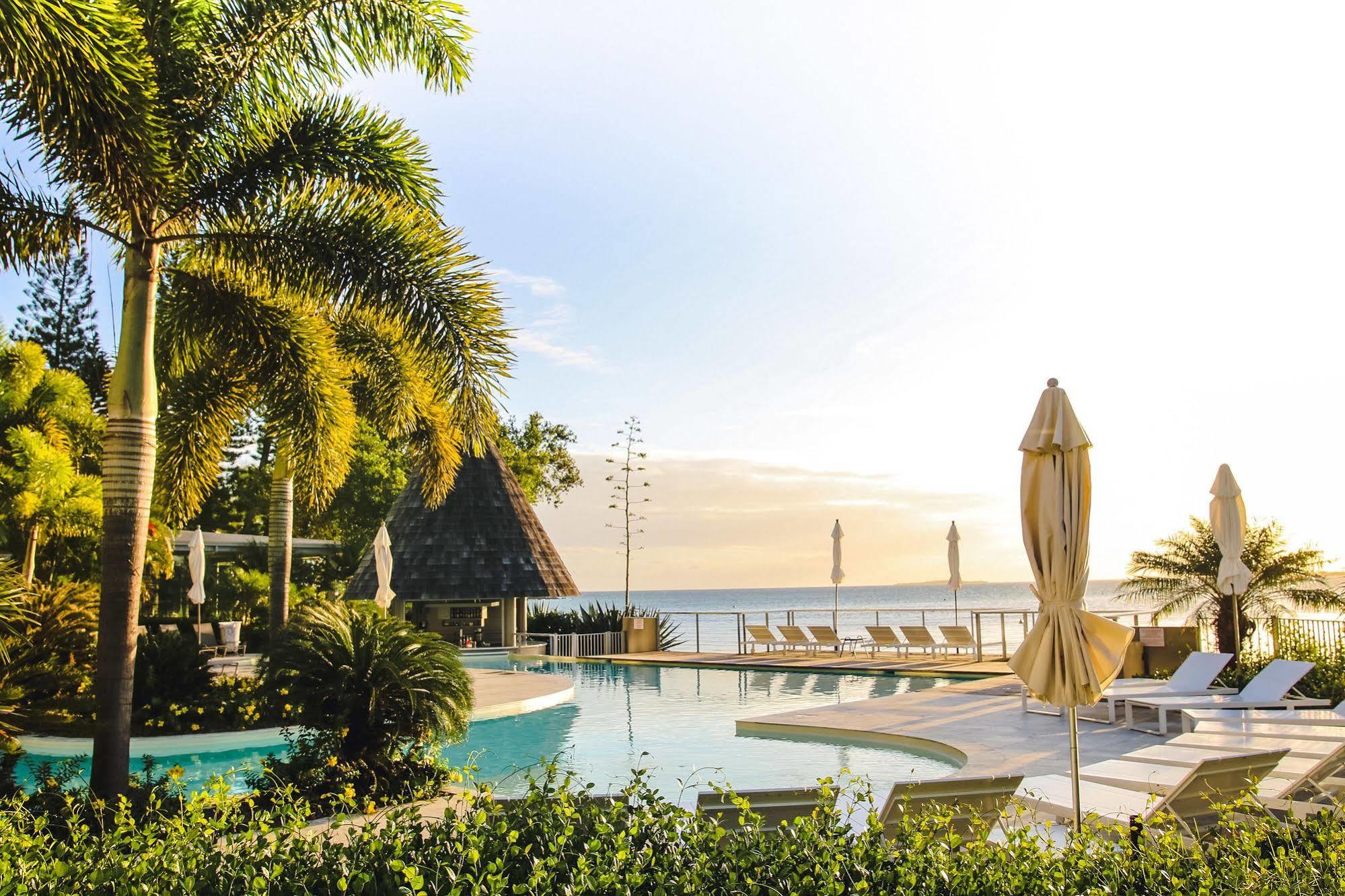 Chateau Royal Beach Resort & Spa, Noumea Exterior foto